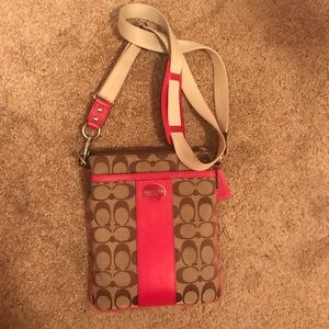 Cute Coach crossbody